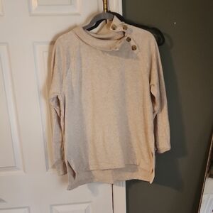 Chic Beige Button-Detail SweatShirt